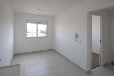 Sala / Cozinha / Tanque de apartamento para alugar com 2 quartos, 33m² em Vila Maria, São Paulo