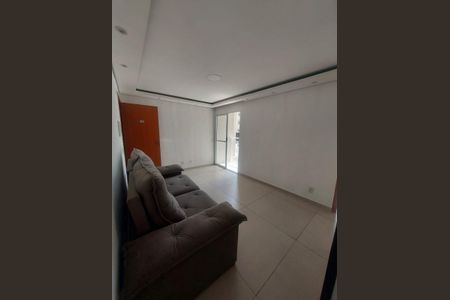 Sala de apartamento para alugar com 2 quartos, 50m² em Tribobó, São Gonçalo