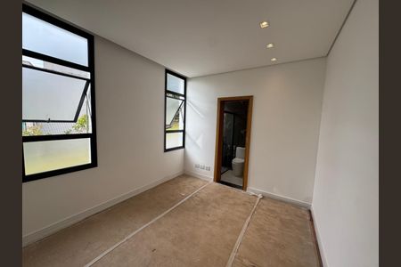 Casa à venda com 4 quartos, 350m² em Vale do Sereno, Nova Lima