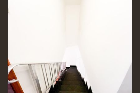 Escada de casa à venda com 3 quartos, 112m² em Água Branca, São Paulo