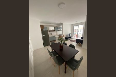 Sala de apartamento para alugar com 2 quartos, 79m² em Campeche Leste, Florianópolis