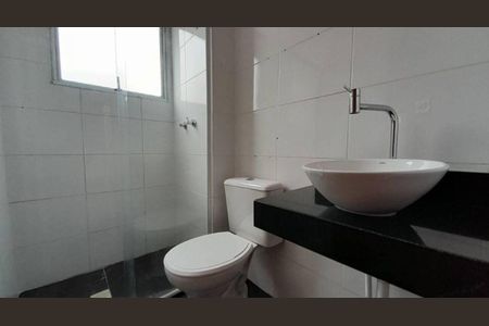 Banheiro de apartamento para alugar com 2 quartos, 40m² em Canudos, Novo Hamburgo