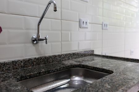 Cozinha de kitnet/studio para alugar com 1 quarto, 42m² em Campo Limpo, São Paulo