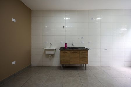 Cozinha de kitnet/studio para alugar com 1 quarto, 42m² em Campo Limpo, São Paulo