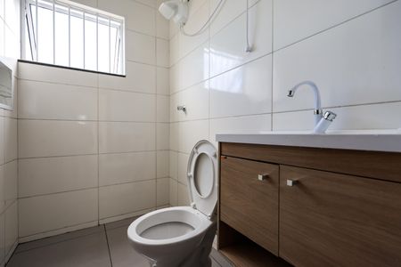 Banheiro do Studio de kitnet/studio para alugar com 1 quarto, 42m² em Campo Limpo, São Paulo