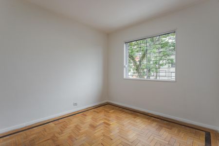 Quarto 1 de apartamento para alugar com 2 quartos, 92m² em Vila Jardim, Porto Alegre