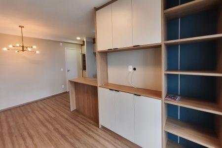 Sala de apartamento para alugar com 3 quartos, 70m² em Parque Industrial, Campinas