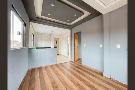 Sala de casa para alugar com 2 quartos, 48m² em Padroeira, Osasco