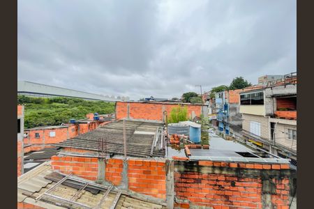 Vista de casa para alugar com 2 quartos, 48m² em Padroeira, Osasco