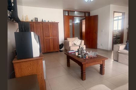 Sala de casa de condomínio à venda com 3 quartos, 234m² em Indianópolis, São Paulo