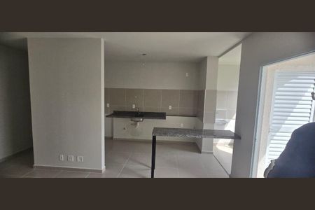 Cozinha de apartamento para alugar com 2 quartos, 60m² em Morumbi, Uberlândia