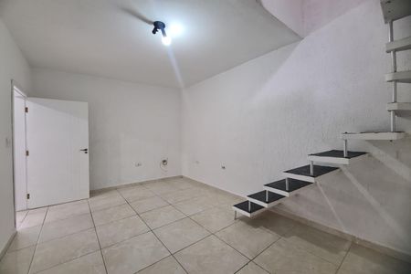 Sala de casa à venda com 3 quartos, 110m² em Parque Luis Mucciolo, São Paulo