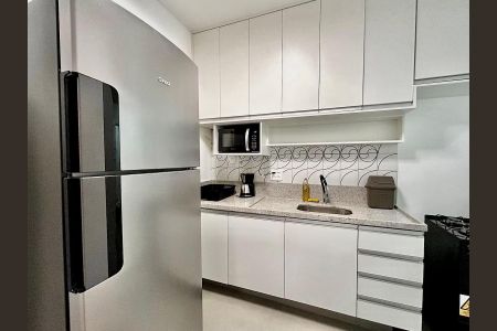 Cozinha de apartamento para alugar com 3 quartos, 97m² em Ipanema, Rio de Janeiro