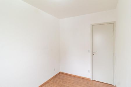 Quarto 1 de apartamento para alugar com 2 quartos, 45m² em Vila da Oportunidade, Carapicuíba