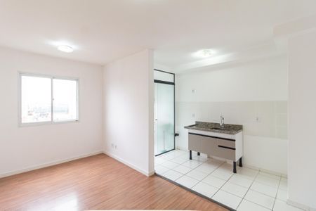 Sala de apartamento para alugar com 2 quartos, 45m² em Vila da Oportunidade, Carapicuíba