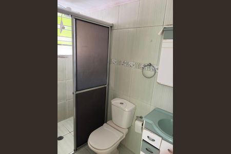 Banheiro de apartamento para alugar com 2 quartos, 49m² em Jardim do Castelo, Ferraz de Vasconcelos
