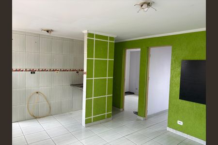 Sala de apartamento para alugar com 2 quartos, 49m² em Jardim do Castelo, Ferraz de Vasconcelos