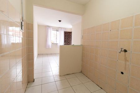 Cozinha de casa para alugar com 1 quarto, 35m² em Sítio Cercado, Curitiba
