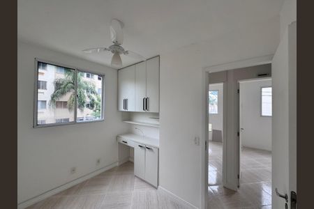 Quarto 2 de apartamento para alugar com 3 quartos, 53m² em Vargem Grande, Rio de Janeiro
