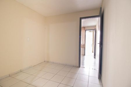 Quarto de kitnet/studio para alugar com 1 quarto, 30m² em Sítio Cercado, Curitiba
