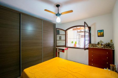 Quarto 1 de casa à venda com 2 quartos, 84m² em Jardim Santo André, Santo André