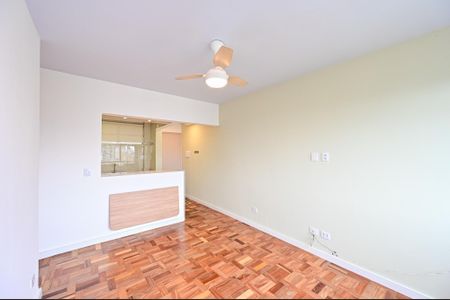 Sala de apartamento para alugar com 3 quartos, 70m² em Vila Mariana, São Paulo