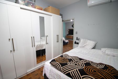 QUARTO 1 de casa à venda com 2 quartos, 642m² em Limão, São Paulo
