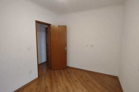 Quarto de apartamento para alugar com 2 quartos, 67m² em Osvaldo Cruz, São Caetano do Sul