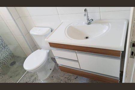 Banheiro de apartamento à venda com 2 quartos, 65m² em Macedo, Guarulhos