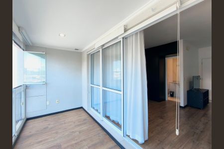 Varanda de kitnet/studio para alugar com 1 quarto, 47m² em Centro, Jundiaí