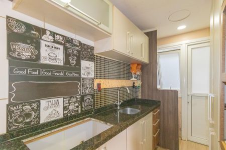 Cozinha de apartamento à venda com 2 quartos, 53m² em Igara, Canoas