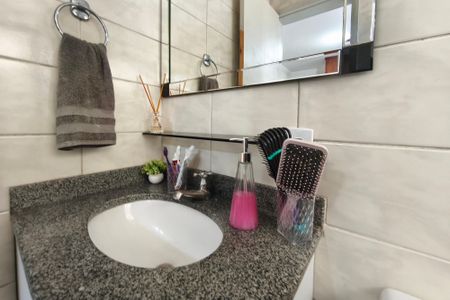 Banheiro Suíte de apartamento à venda com 2 quartos, 64m² em Vila Joao Jorge, Campinas