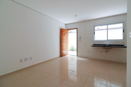 Sala/Cozinha e Área de Serviço de apartamento à venda com 2 quartos, 45m² em Vila Nhocuné, São Paulo