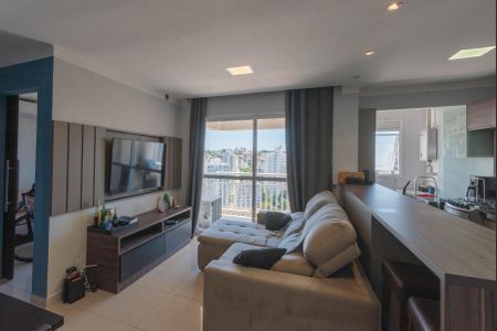 Sala de apartamento para alugar com 2 quartos, 65m² em Cambuí, Campinas