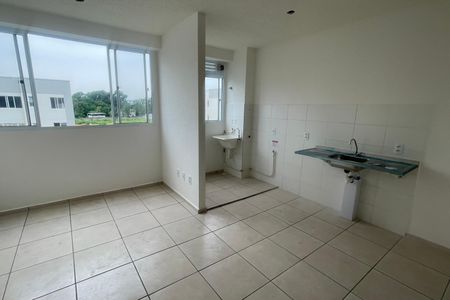 Sala de apartamento para alugar com 2 quartos, 2m² em Vila Sao Sebastiao, Duque de Caxias