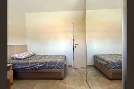 Quarto 2 de apartamento para alugar com 2 quartos, 90m² em Campeche, Florianópolis