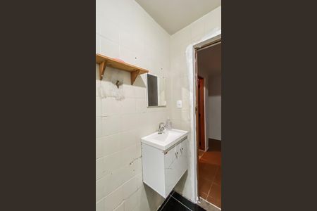 Banheiro de casa para alugar com 1 quarto, 50m² em Jardim Santo Antonio, São Paulo