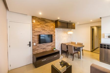 Sala de apartamento para alugar com 2 quartos, 75m² em Tamboré, Barueri