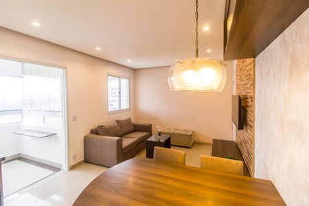 Sala de apartamento para alugar com 2 quartos, 75m² em Tamboré, Barueri