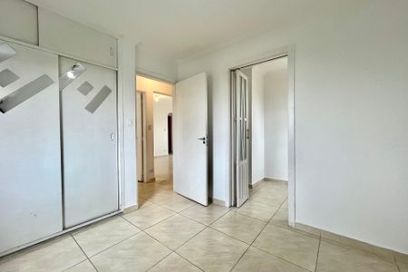 Quarto 2 de apartamento para alugar com 3 quartos, 61m² em Vila Alexandria, São Paulo