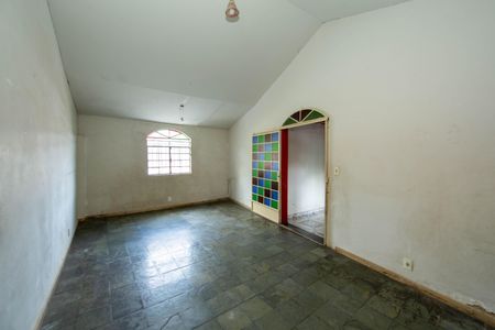 QUARTO1 de casa para alugar com 3 quartos, 68m² em Dom Bosco, Belo Horizonte