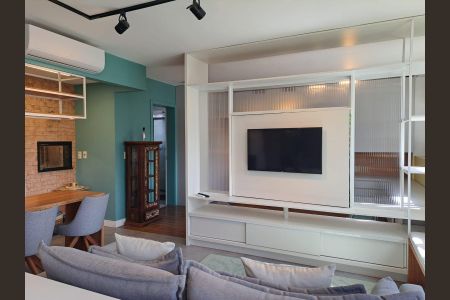 Sala de kitnet/studio para alugar com 1 quarto, 49m² em Auxiliadora, Porto Alegre