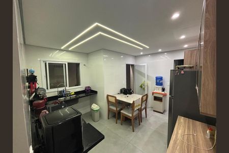 Casa à venda com 2 quartos, 107m² em Vila Lutécia, Santo André