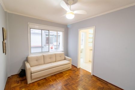 Sala de apartamento para alugar com 1 quarto, 37m² em Centro Histórico, Porto Alegre