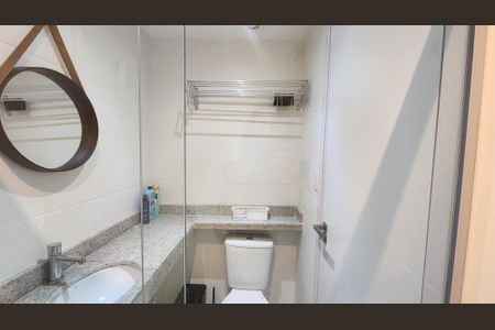 Banheiro de kitnet/studio para alugar com 1 quarto, 15m² em Pituba, Salvador