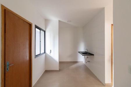 Sala e Cozinha de apartamento para alugar com 2 quartos, 35m² em Cidade Antônio Estêvão de Carvalho, São Paulo