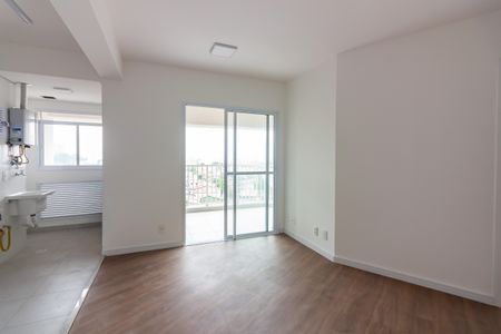 Sala de apartamento para alugar com 2 quartos, 60m² em Vila Osasco, Osasco