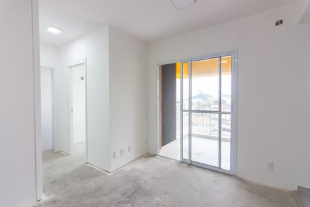 Sala de apartamento para alugar com 2 quartos, 50m² em Vila Osasco, Osasco