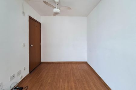 Sala de apartamento para alugar com 2 quartos, 48m² em Vila Lage, São Gonçalo