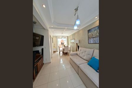 Foto 01 de casa de condomínio à venda com 3 quartos, 224m² em Jardim São Luís, São Paulo